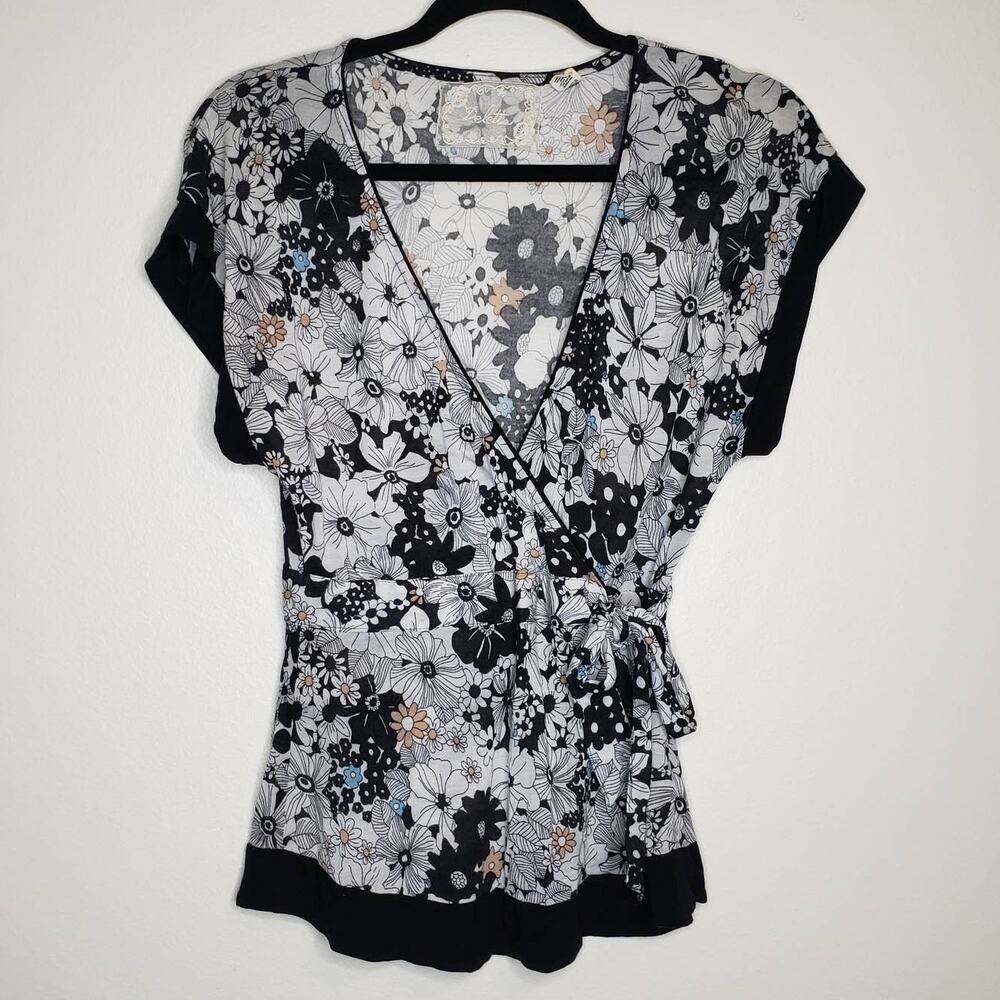 Deletta| Floral Surplice Faux Wrap Blouse